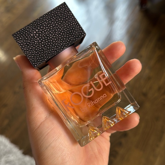 River Island Other - 4.5 oz Rogue perfume by Rihanna